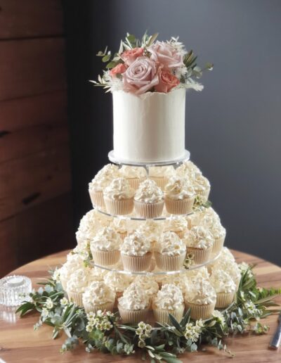 Cupcake Elegance Maleny wedding cake