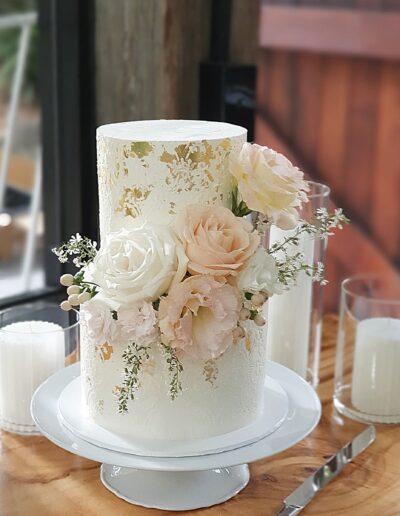 Maleny wedding cake Cupcake Elegance