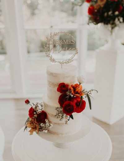 Maleny Manor wedding cakes.jpg1